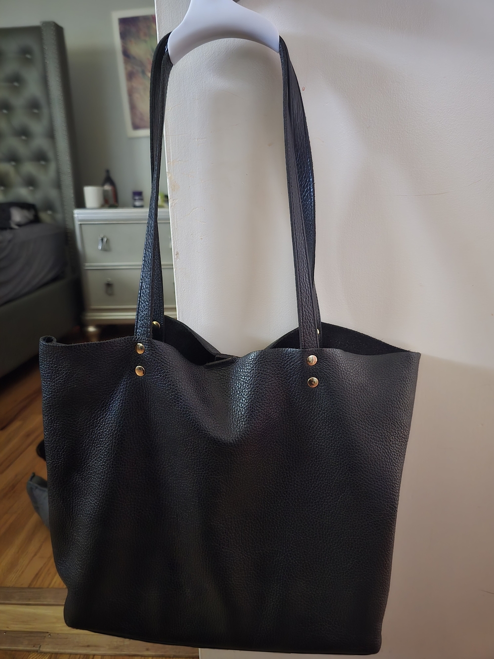Classic Black Pebbled Tote Bag - Versatile Everyday Shoulder Bag